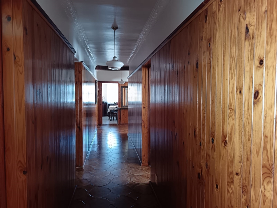 4 Bedroom Property for Sale in Rylands Western Cape